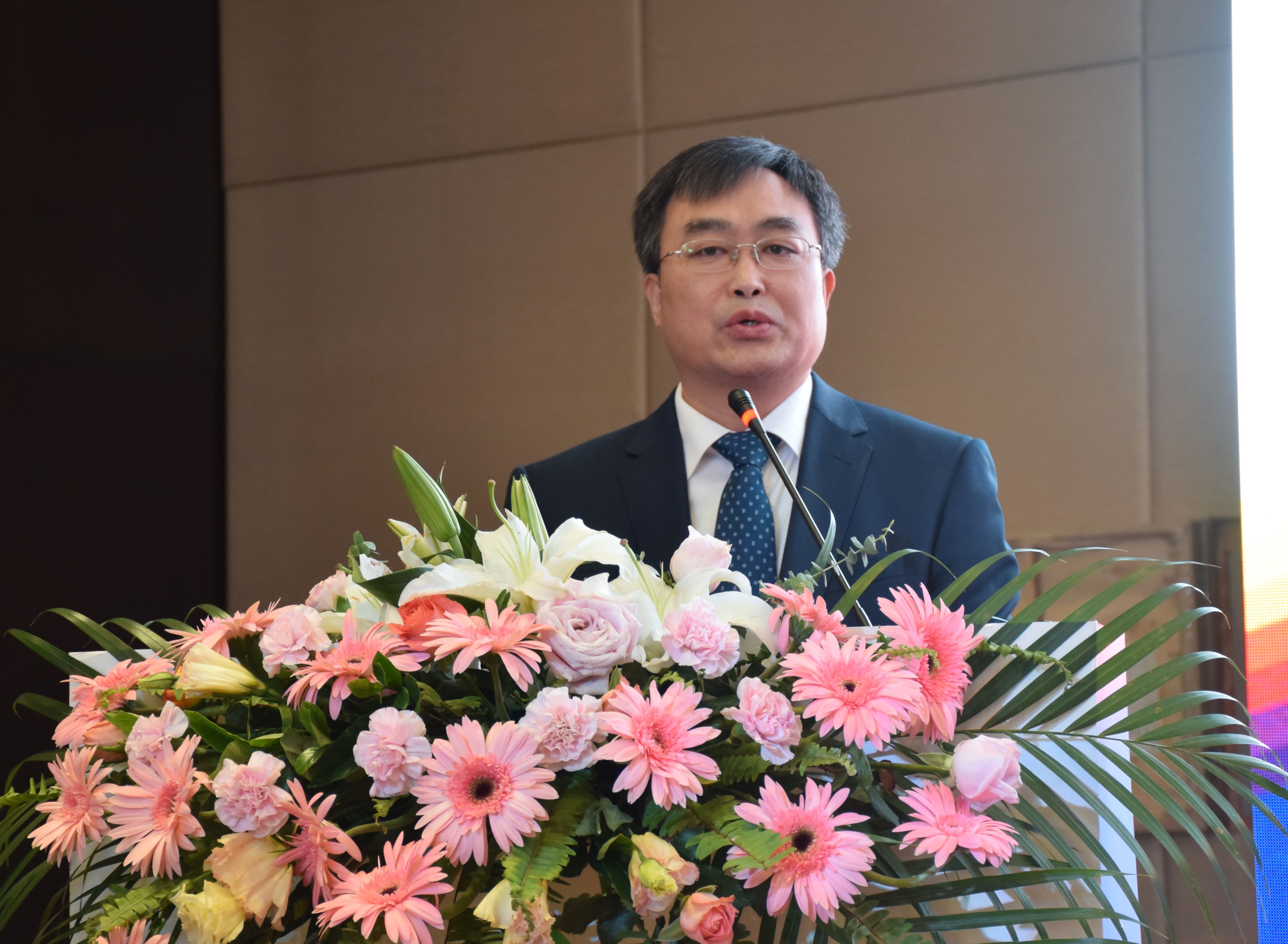 伟德betvlctor体育官网