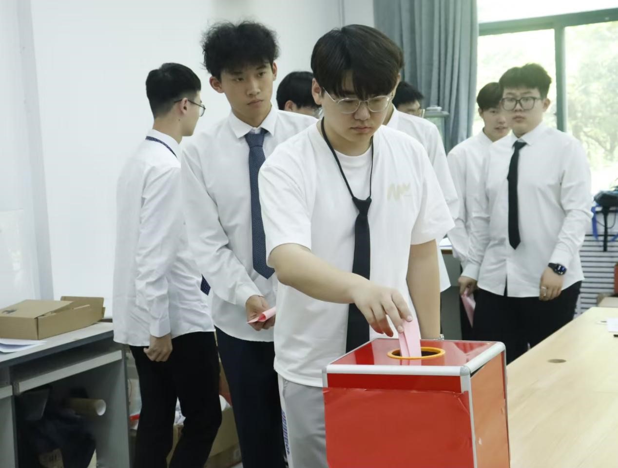 伟德betvlctor体育官网